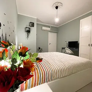 Ii - Accogliente A Pochi Minuti Dal Centro Affittacamere