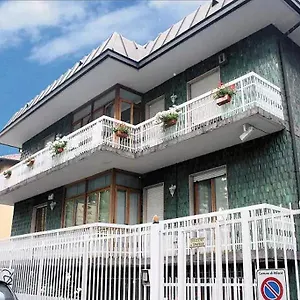 Villamelchiorre 1 Mailand